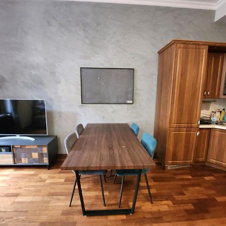 Spacious Apartment 6Min From The Dancing House Prague Extérieur photo