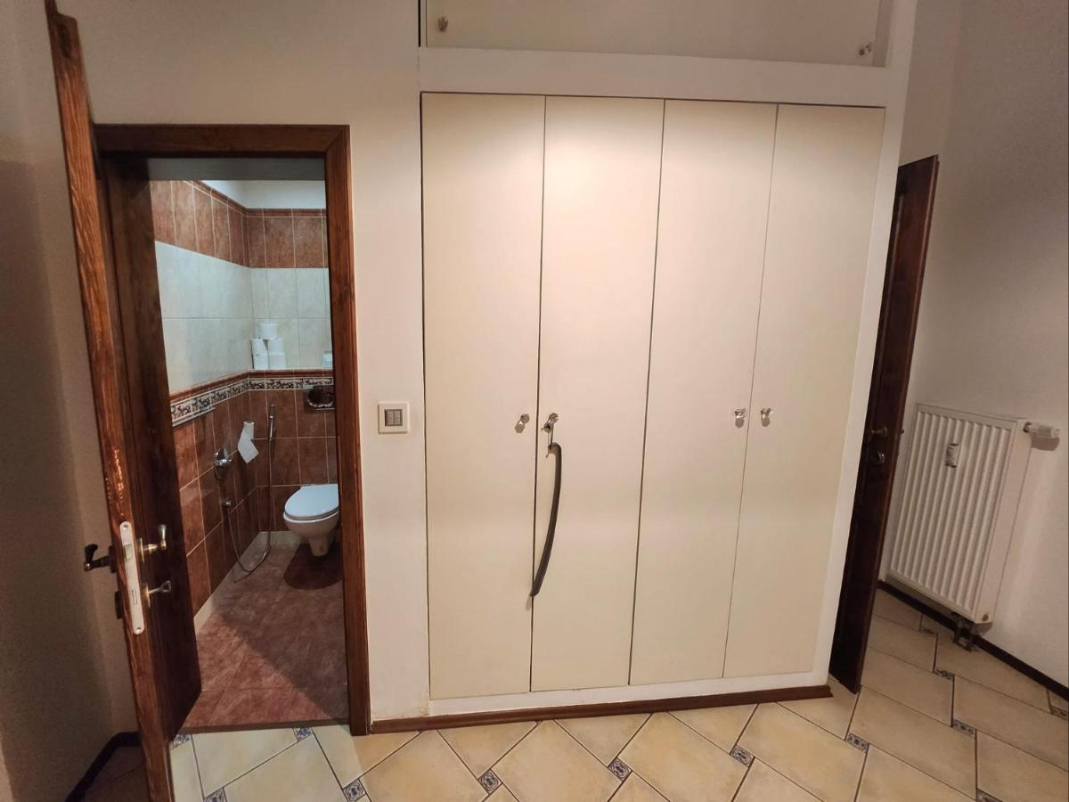 Spacious Apartment 6Min From The Dancing House Prague Extérieur photo